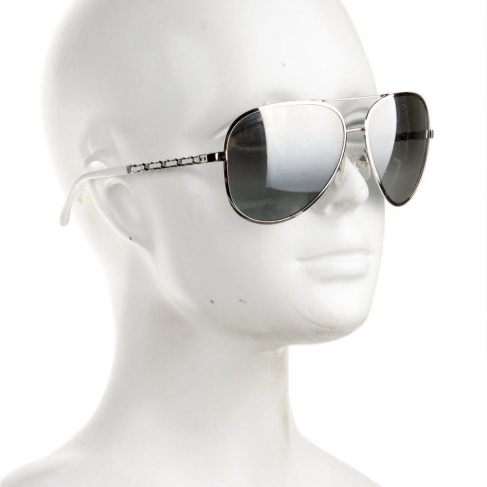 CHANEL Silver Frame Black Gradient Lens Aviator Sunglasses